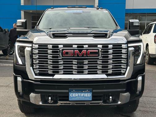 2025 GMC Sierra 2500 Denali