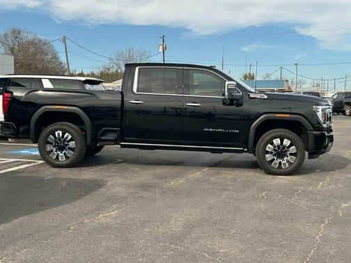 2025 GMC Sierra 2500 Denali