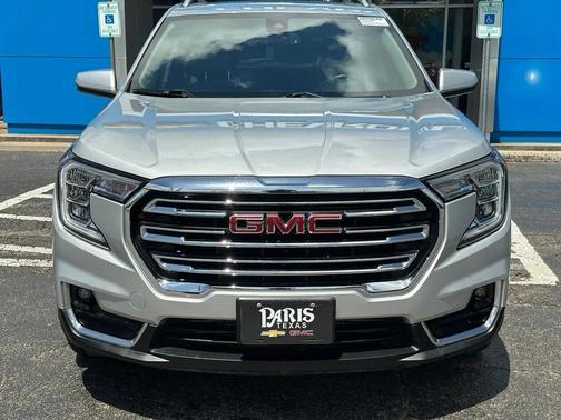 Quicksilver Metallic 2022 GMC Terrain SLT