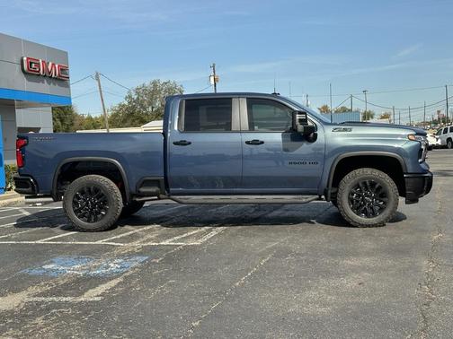 2026 Chevrolet Silverado 2500 LT