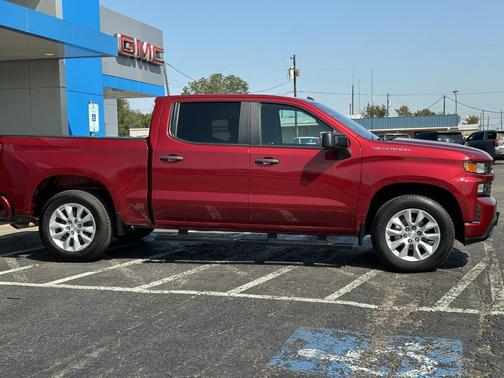 2022 Chevrolet Silverado 1500 Custom
