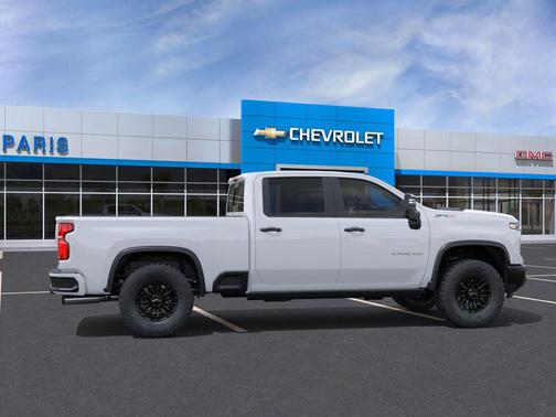 Summit White 2026 Chevrolet Silverado 2500 Crew Cab, Standard Bed, XR2, 4WD