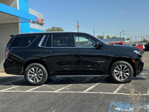 2023 Chevrolet Tahoe LS