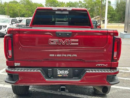 Cayenne Red Tintcoat 2022 GMC Sierra 2500 AT4
