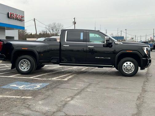 2024 GMC Sierra 3500 Denali