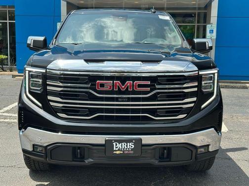 Onyx Black 2026 GMC Sierra 1500 SLT