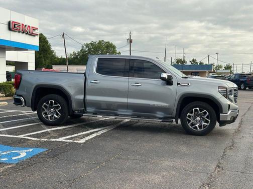 Sterling Metallic 2025 GMC Sierra 1500 SLT