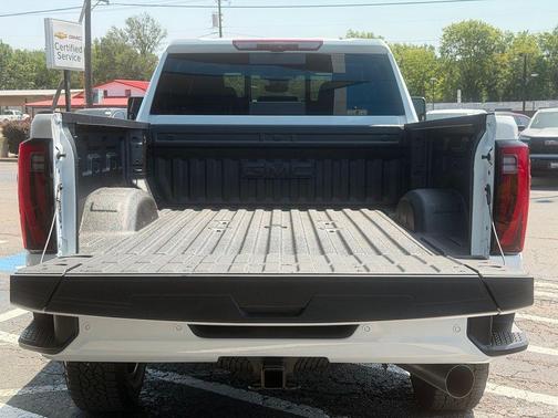 Summit White 2026 GMC Sierra 2500 Denali