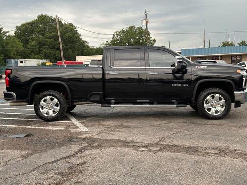 Mosaic Black Metallic 2022 Chevrolet Silverado 2500 LTZ