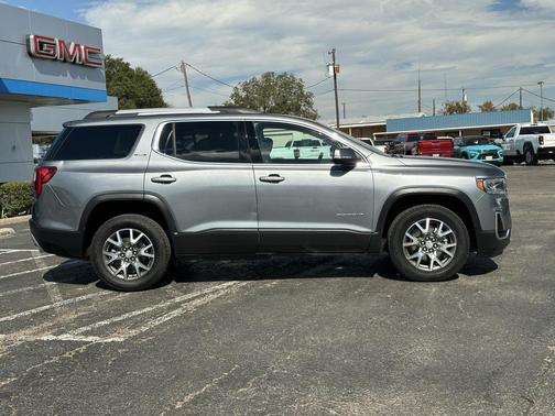 2022 GMC Acadia FWD SLE