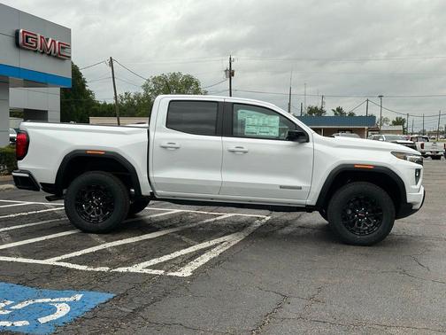 Summit White 2026 GMC Canyon Elevation
