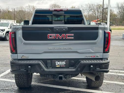 2024 GMC Sierra 2500 AT4