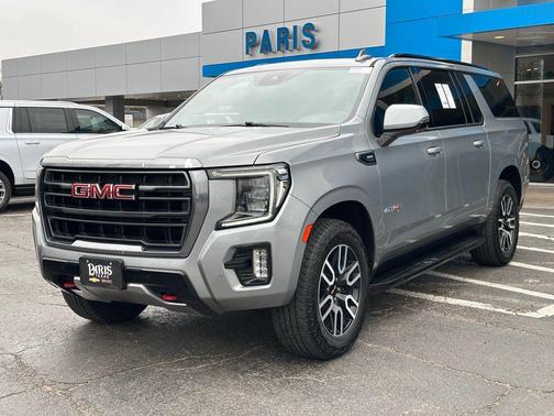 2023 GMC Yukon XL 4WD AT4