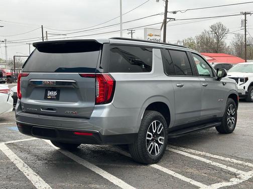 2023 GMC Yukon XL 4WD AT4