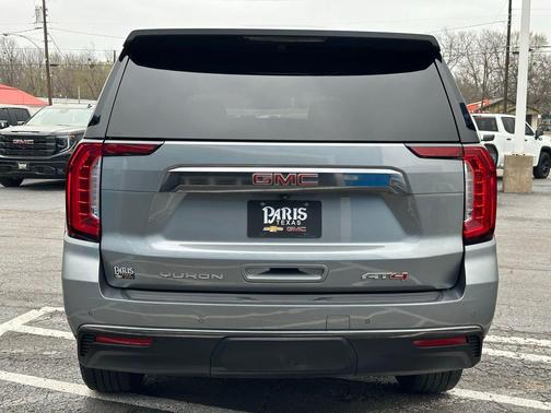 2023 GMC Yukon XL 4WD AT4