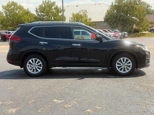 Magnetic Black Pearl 2019 Nissan Rogue S