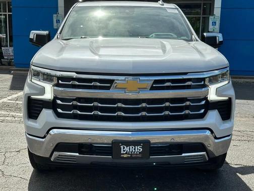Iridescent Pearl Tricoat 2024 Chevrolet Silverado 1500 LTZ