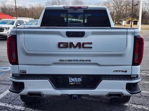 2023 GMC Sierra 1500 AT4