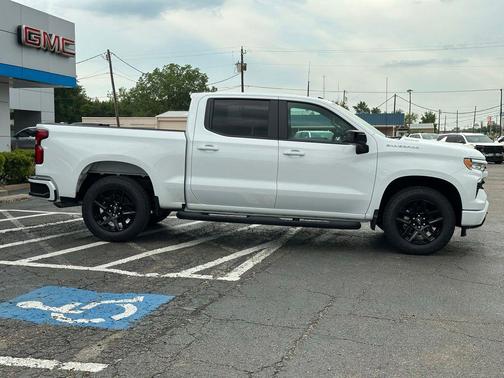 Summit White 2026 Chevrolet Silverado 1500 RST