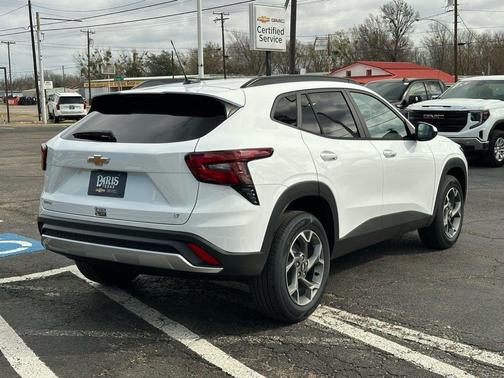 Summit White 2026 Chevrolet Trax LT