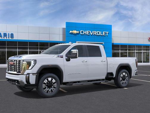 Glacier White Tricoat 2026 GMC Sierra 2500 Denali