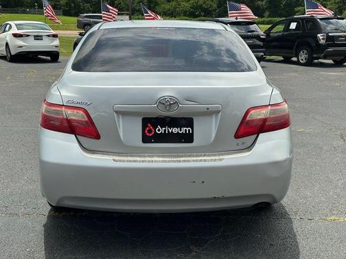 Classic Silver Metallic 2009 Toyota Camry LE