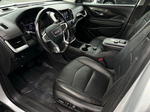 Quicksilver Metallic 2021 GMC Terrain SLT