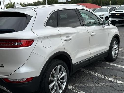 2016 Lincoln MKC Select