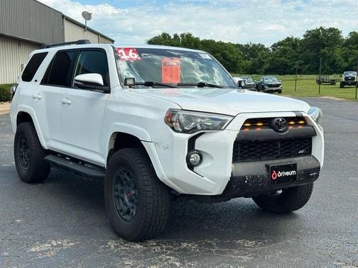Super White 2016 Toyota 4Runner SR5 Premium