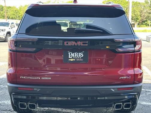 2025 GMC Acadia AWD AT4