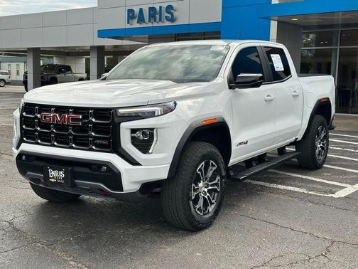 Summit White 2025 GMC Canyon AT4