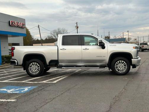 2020 Chevrolet Silverado 2500 High Country