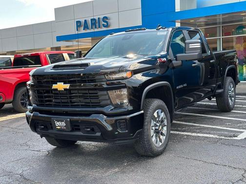 Black 2026 Chevrolet Silverado 2500 Custom
