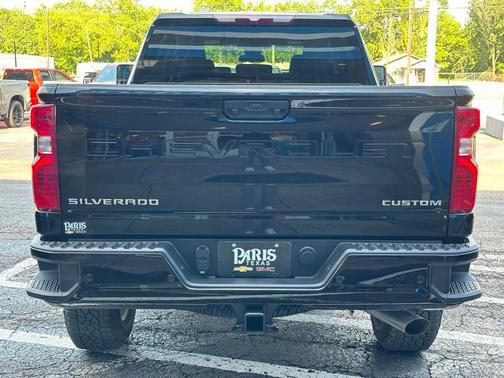 Black 2026 Chevrolet Silverado 2500 Custom