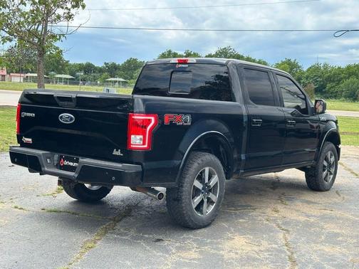 SHADOW BLACK 2016 Ford F-150 XLT