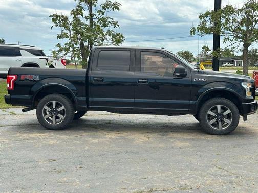 SHADOW BLACK 2016 Ford F-150 XLT