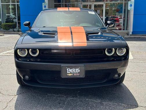 Pitch Black Clearcoat 2022 Dodge Challenger SXT