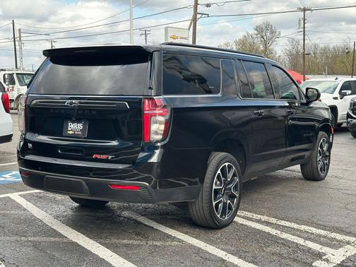 2021 Chevrolet Suburban RST