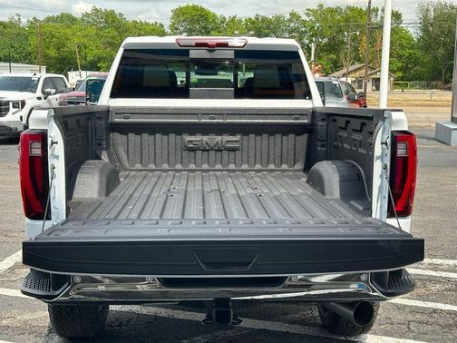 Summit White 2026 GMC Sierra 2500 SLT
