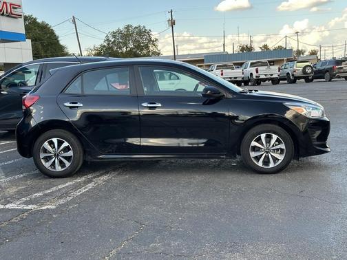 2022 Kia Rio S