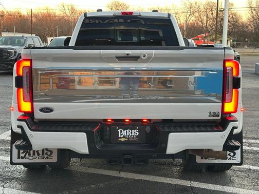 2023 Ford F-350 Platinum
