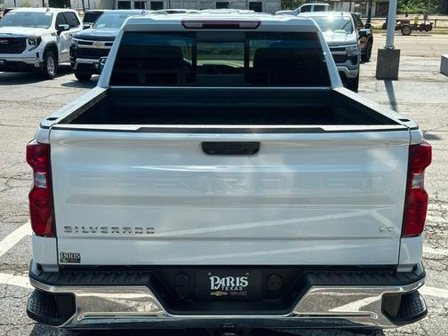 Summit White 2022 Chevrolet Silverado 1500 LT