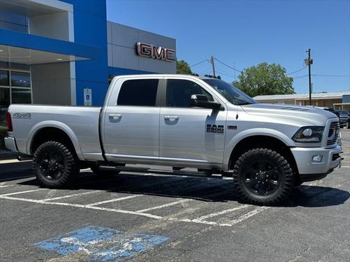2018 RAM 2500 Laramie Crew Cab 4x4 6'4' Box