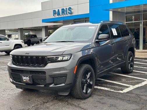 Baltic Gray Metallic Clearcoat 2025 Jeep Grand Cherokee L Altitude