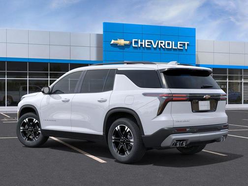 Summit White 2027 Chevrolet Traverse LT