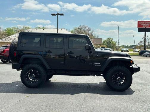 2017 Jeep Wrangler Unlimited Sport