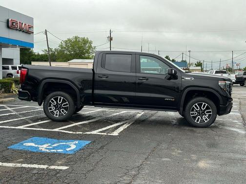 Onyx Black 2026 GMC Sierra 1500 AT4