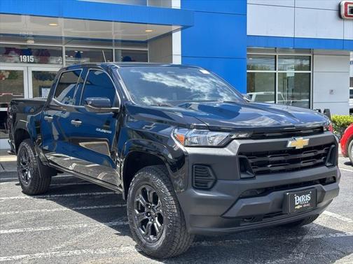 2024 Chevrolet Colorado WT