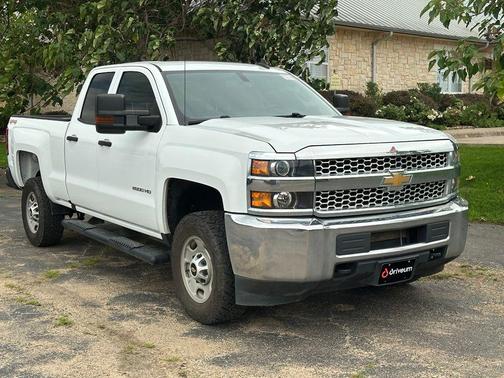 Summit White 2019 Chevrolet Silverado 2500 WT