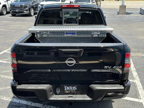 2022 Nissan Frontier SV